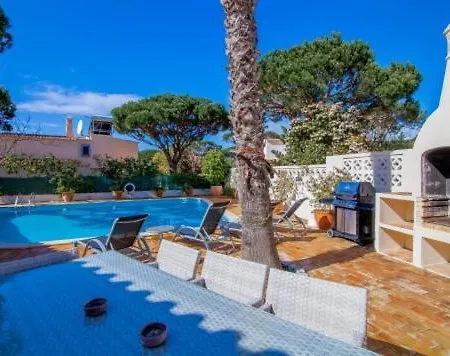 Villa Sleeps 8 Pool Air Con T480268 *
